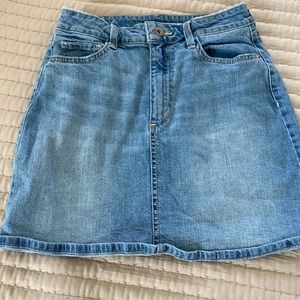 Arizona light wash denim skirt.